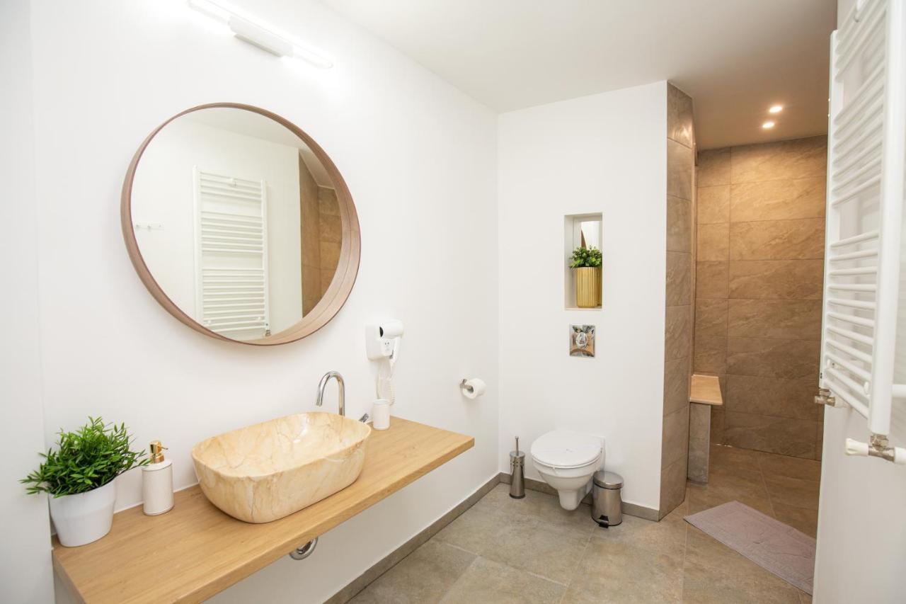 Metropole Apartments Old Center بوخارست المظهر الخارجي الصورة