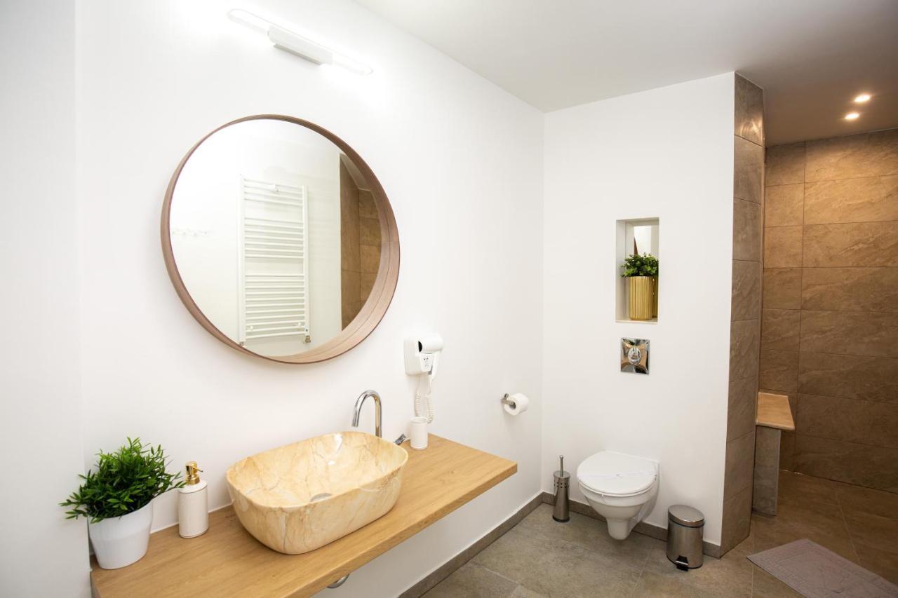 Metropole Apartments Old Center بوخارست المظهر الخارجي الصورة